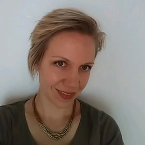 Meet your Posher, Celeste